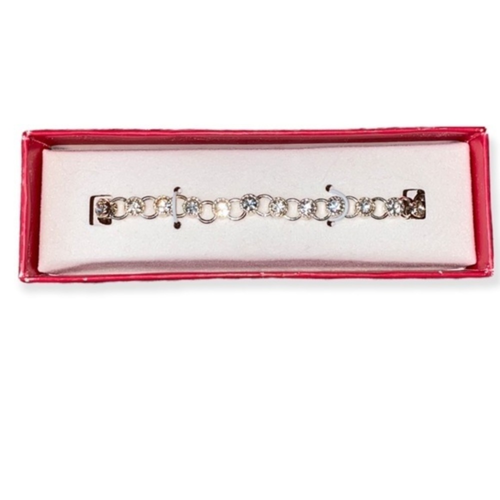 5/$30 🎈 Avon women’s silver colored ankle bracelet‎